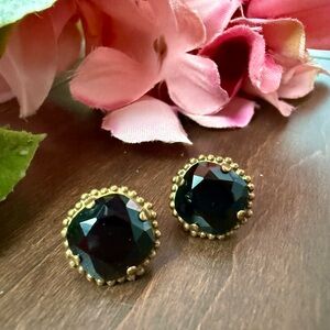 Beautiful Sorrelli Handcrafted Cushion-Cut Solitaire Stud Earrings